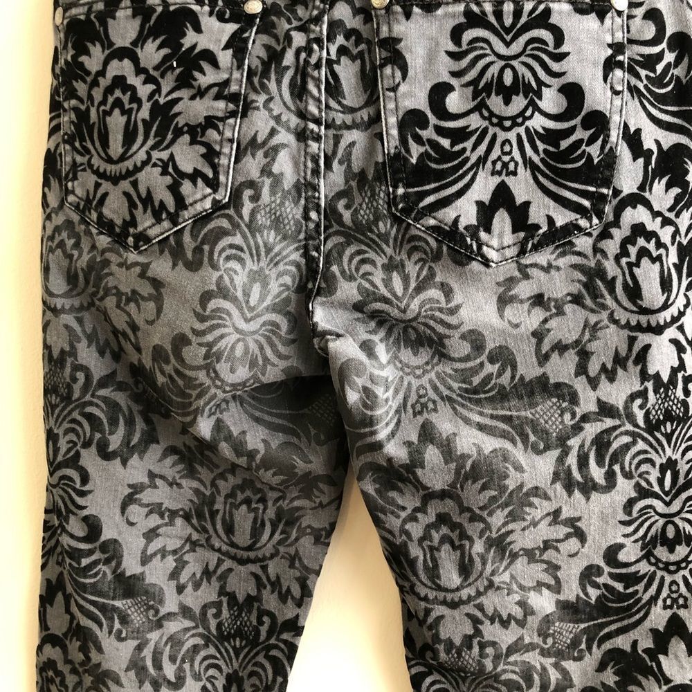 Tru Luxe Velvet Floral Skinny Jeans Women’s Size 8 Stretch Mid Rise Dark Grey - Picture 12 of 13